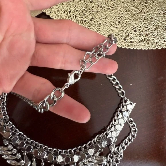 Costume Statement necklace Adjustable - Picture 3 of 4